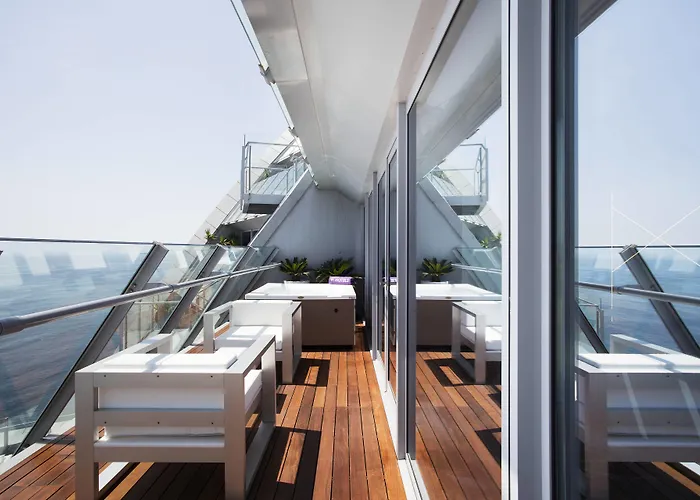Hotel W 5*