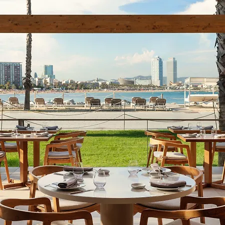 W Hotel 5*