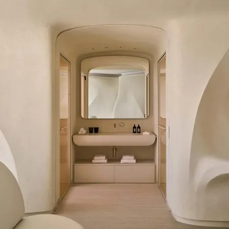 Hotel W 5*