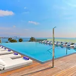 W Hotell