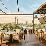 Hotell W 5*