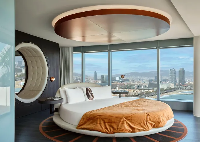 W Hotel 5*